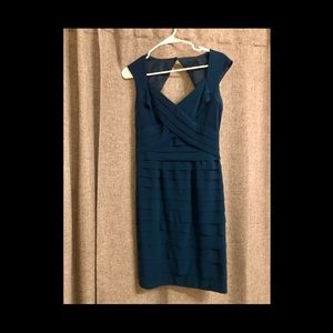 Jones Wear Dress. Teal. Size 4